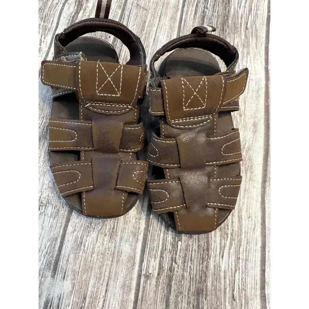Sandals‎ Boys Brown size 8